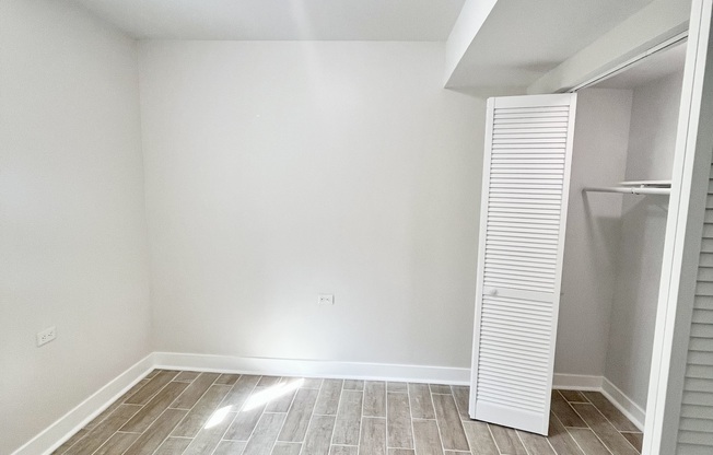 3939 W IOWA ST