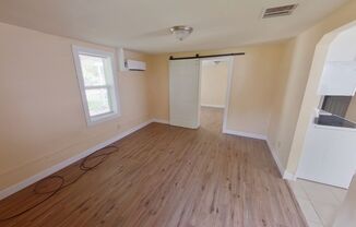 2239 Santa Fe South