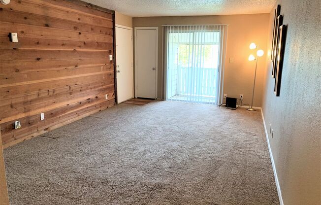 1 bed, 1 bath, 700 sqft, $759, Unit 505