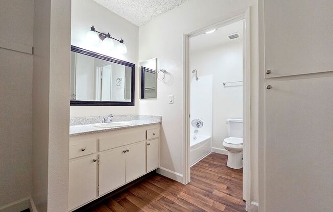 Studio, 1 bath, 500 sqft, $1,395, Unit 66