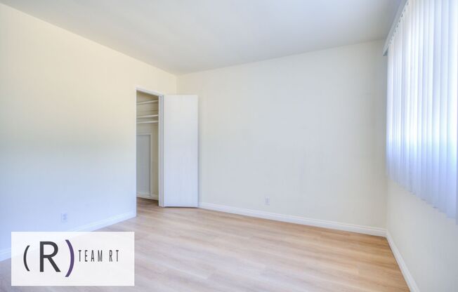 2 beds, 1 bath, $2,400, Unit B