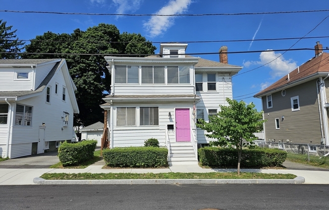 62 ROYAL ST
