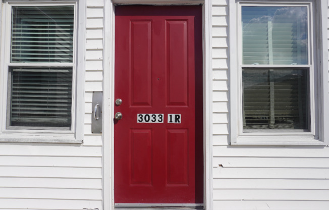 3033 HAMILTON AVE