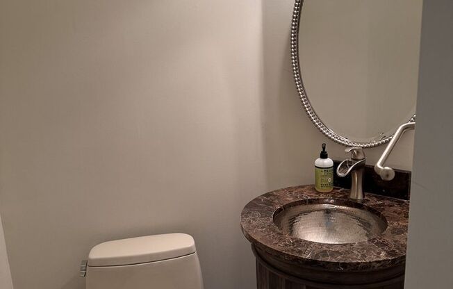 2 beds, 2.5 baths, $4,500, Unit UNIT 1706