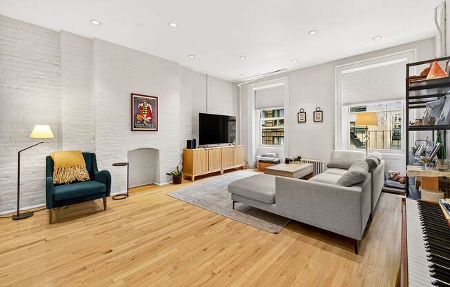 44 West 17th Street