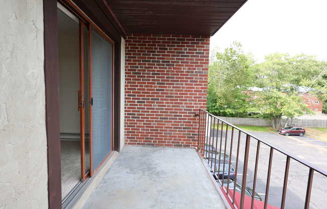 99 ELMWOOD PARK