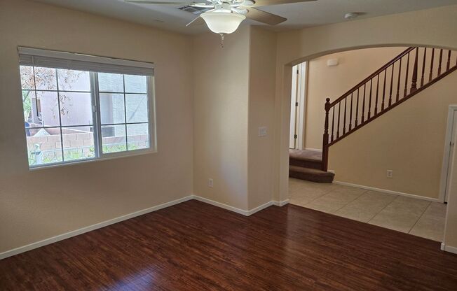 3 beds, 2.5 baths, $1,730