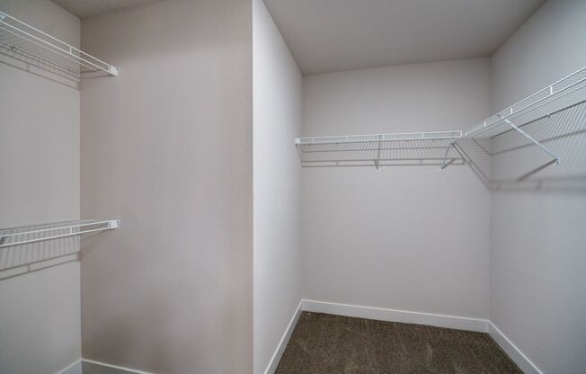 3 beds, 3 baths, 2,000 sqft, $2,995, Unit 2647-103