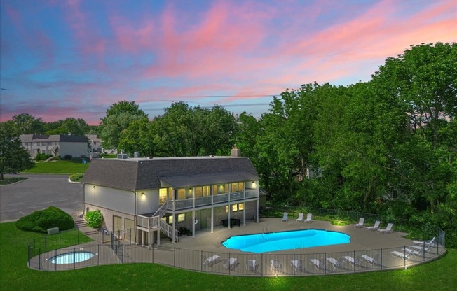 SHERIDAN RIDGE TOWNHOMES