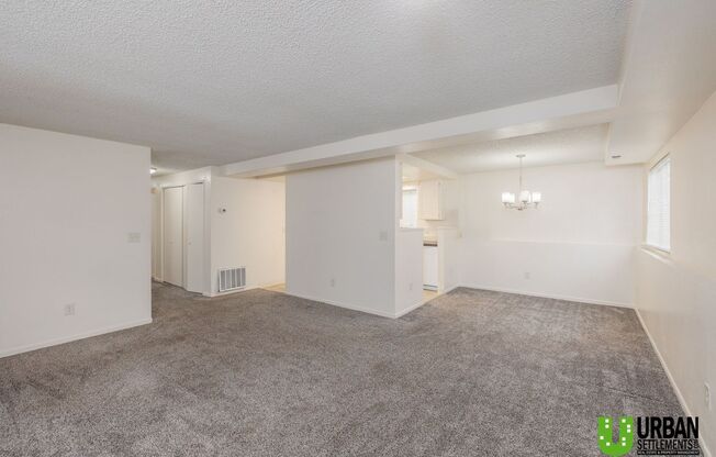 2 beds, 1 bath, $1,395