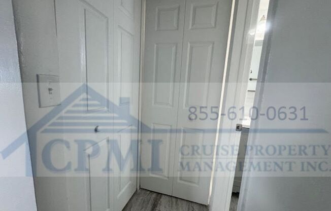 Studio, 1 bath, 500 sqft, $1,395, Unit 27