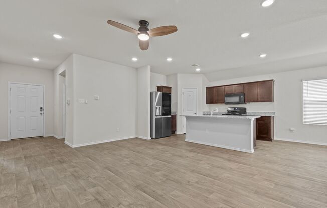 109 Half Moon Ct San Marcos, TX