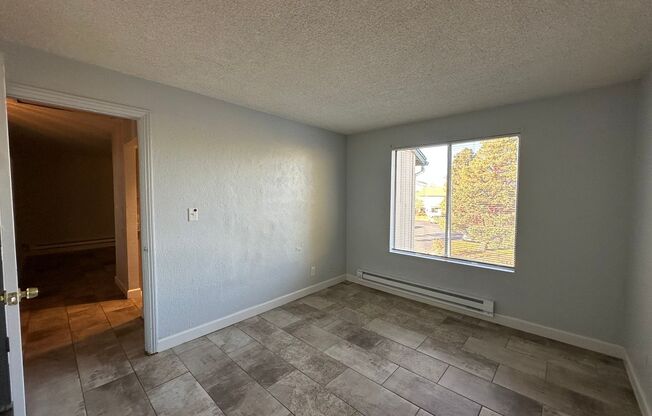 1 bed, 1 bath, $1,195, Unit # 96