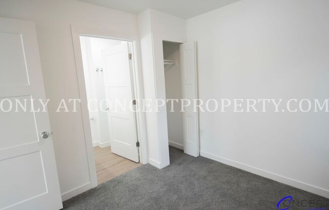 1 bed, 1 bath, 402 sqft, $1,049, Unit 522- (10)