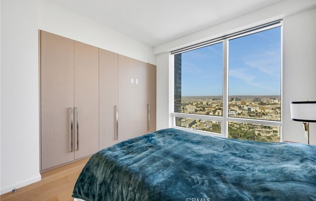 2 beds, 2 baths, 1,305 sqft, $5,150, Unit 2511