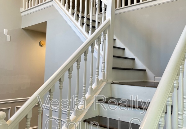 146 BRENLEIGH PARK DR
