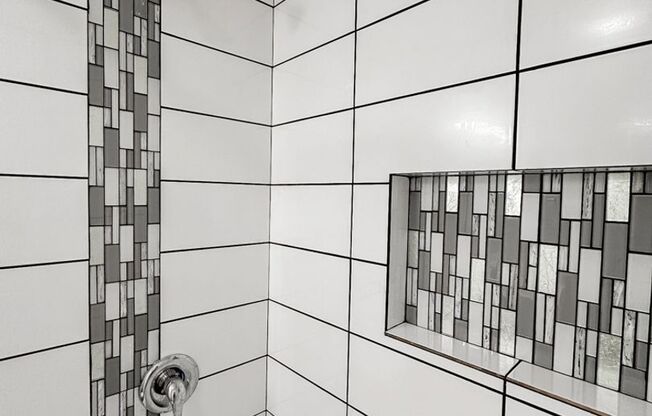 2 beds, 2 baths, 1,096 sqft, $1,525, Unit 1877A