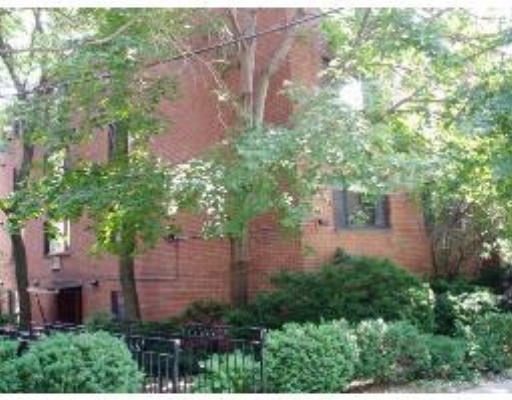 205 Kent St.