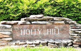 Holly Hill Apartments