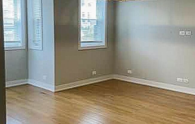 1 bed, 1 bath, 820 sqft, $1,950, Unit 4861P-G