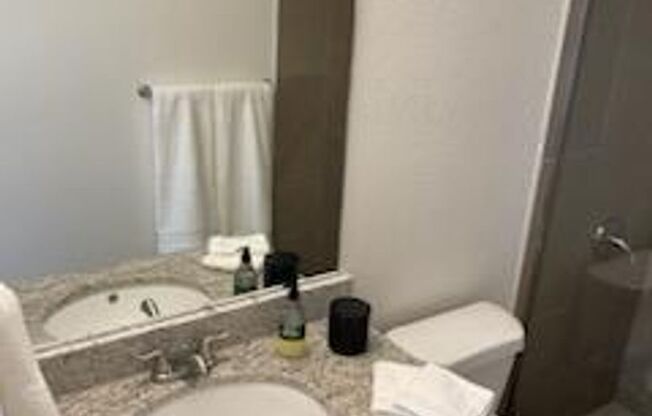 2 beds, 2 baths, 855 sqft, $1,850, Unit 5681 #203 Silverstone