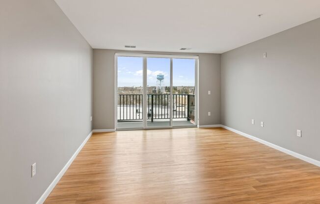 1 bed, 1 bath, 635 sqft, $1,594, Unit Unit 109