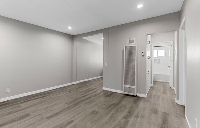 2 beds, 1 bath, 750 sqft, $2,295, Unit 201-05