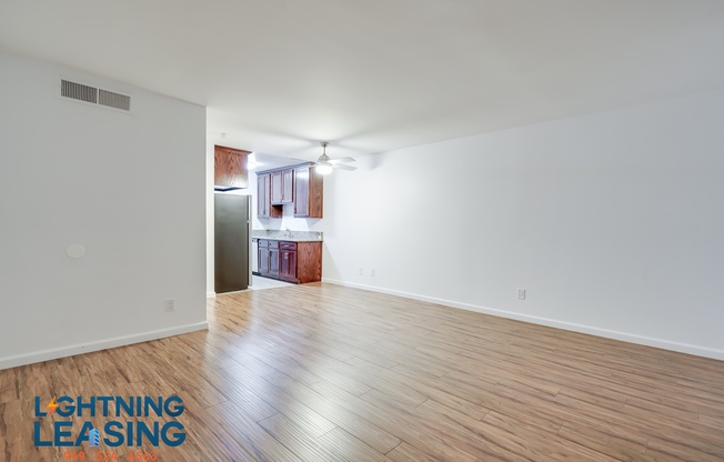 10206 INDEPENDENCE AVE