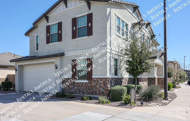 36 E CONSTITUTION DR