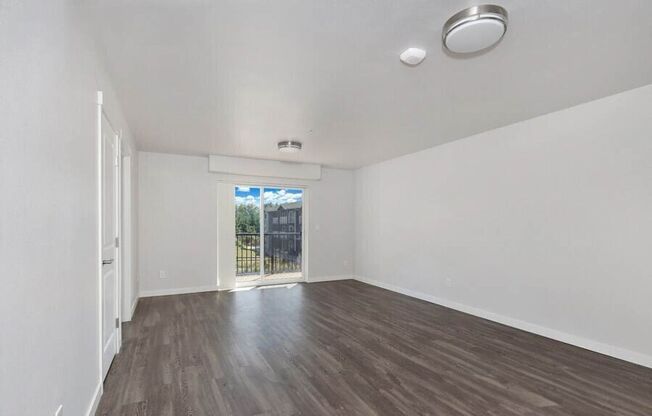2 beds, 1 bath, 645 sqft, $1,820, Unit 409