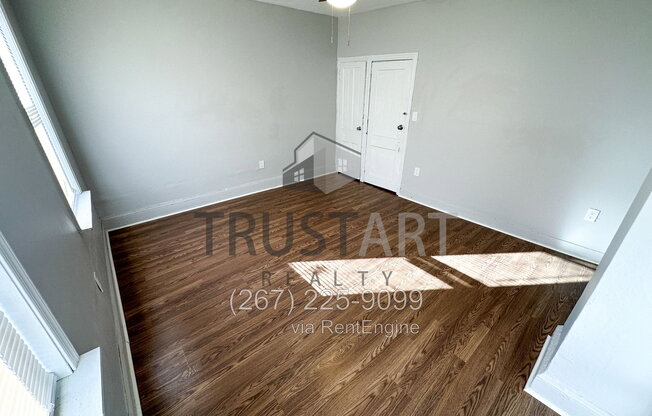 2 beds, 1 bath, 960 sqft, $1,200