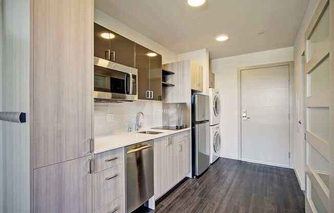 Studio, 1 bath, 235 sqft, $1,042, Unit 203