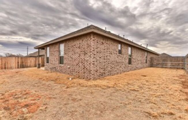 3 beds, 2 baths, $1,799