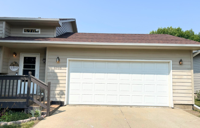 3 Bed 2 Bath Home West Sioux Falls!