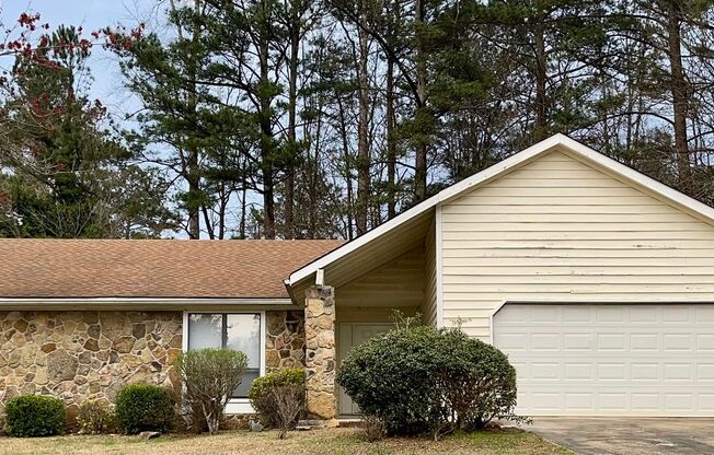Spacious, Updated 3 Bed/2 Bath Ranch!