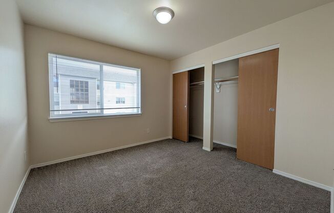2 beds, 2 baths, 994 sqft, $1,575, Unit E302