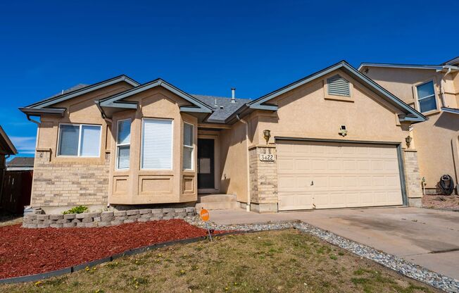 Stunning 4-bedroom, 3-bathroom home near Ft Carson!