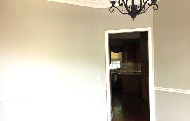 4-Bedroom Home in Hendersonville!