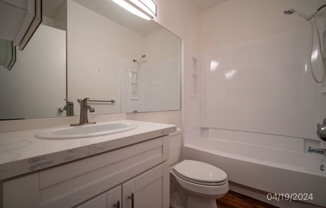 2 beds, 2 baths, $3,000, Unit # 15 C