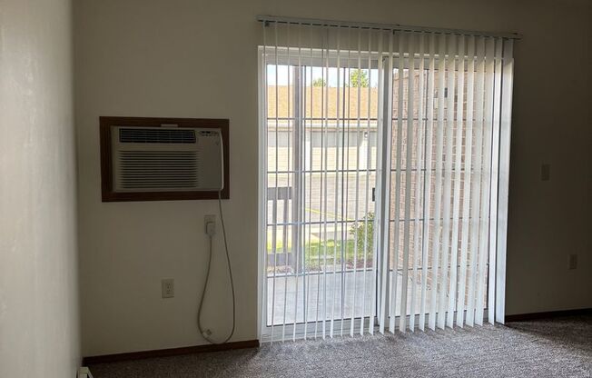 1 bed, 1 bath, $1,025, Unit 2401-05
