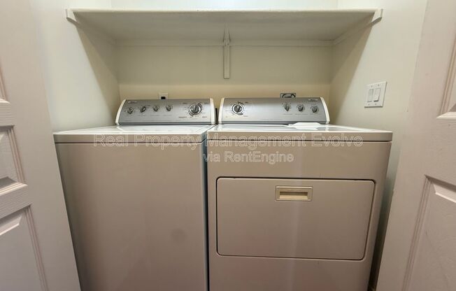 2 beds, 2 baths, 1,238 sqft, $2,175, Unit Unit 2015