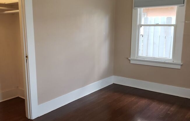 2 beds, 1 bath, $2,950