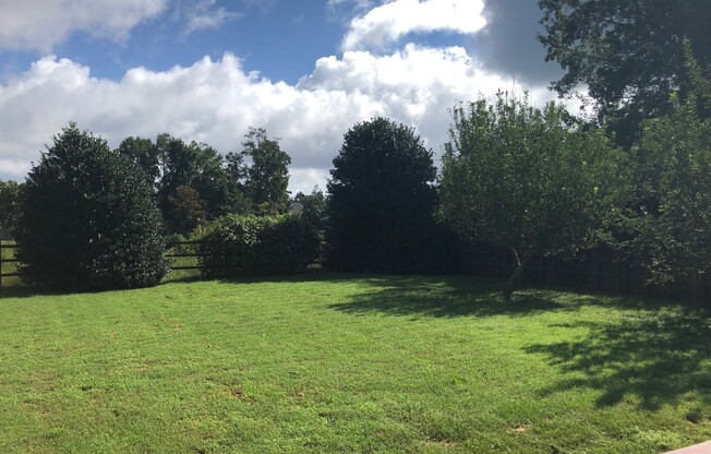 Lovely Ranch in Grassfield School District!