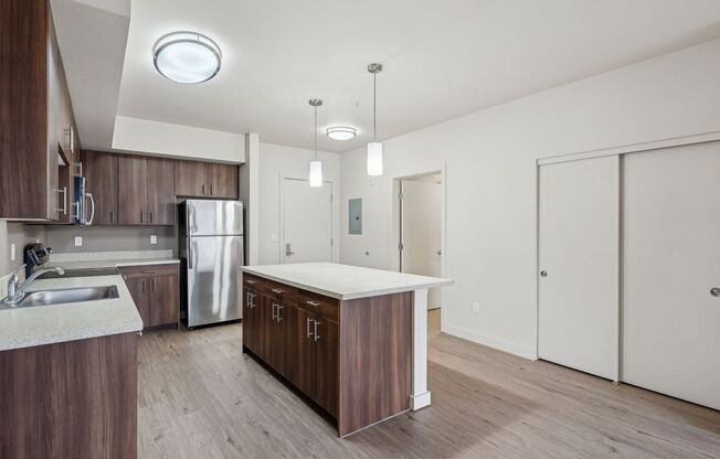 1 bed, 1 bath, 690 sqft, $1,595