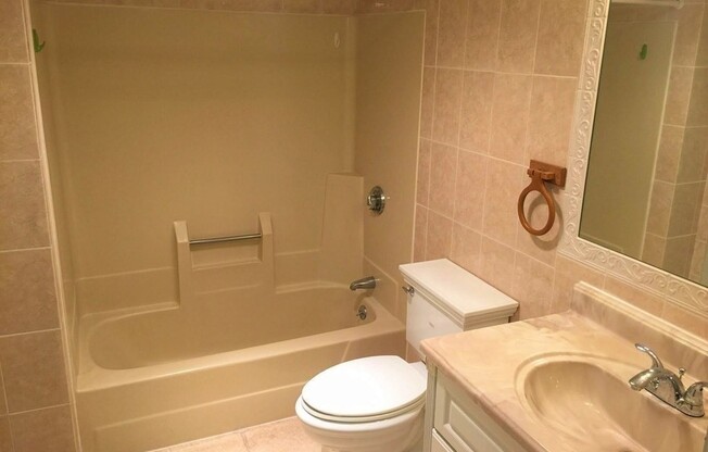 2 beds, 2 baths, 1,055 sqft, $2,400, Unit 318