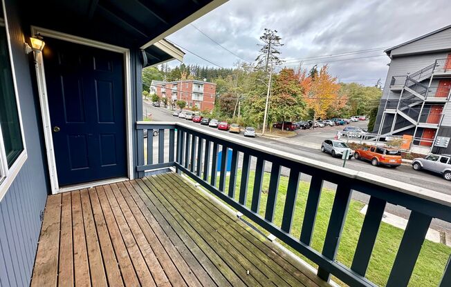 3 beds, 1 bath, $1,695, Unit 4