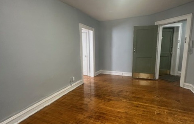 1 bed, 1 bath, 750 sqft, $1,399, Unit 215-12