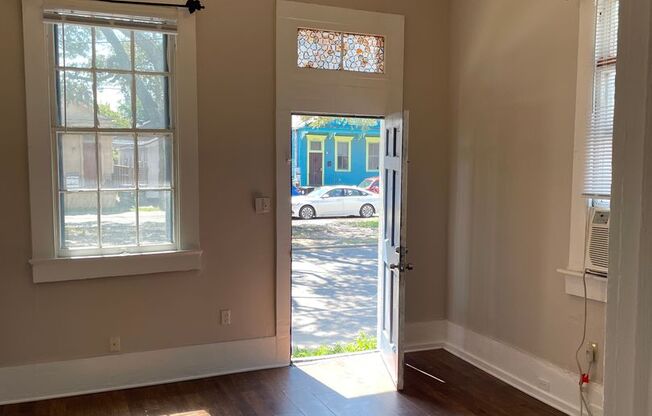 2BD/1BA in Bayou St John