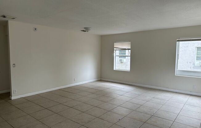 Large 4 bed 3 bath