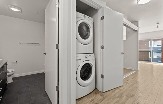 1 bed, 1 bath, 498 sqft, $1,750, Unit 320